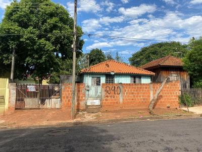Casa para Venda, em Pirapozinho, bairro Vila Santa Rosa, 2 dormitórios, 1 banheiro